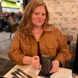 Meet your Posher, Bethany